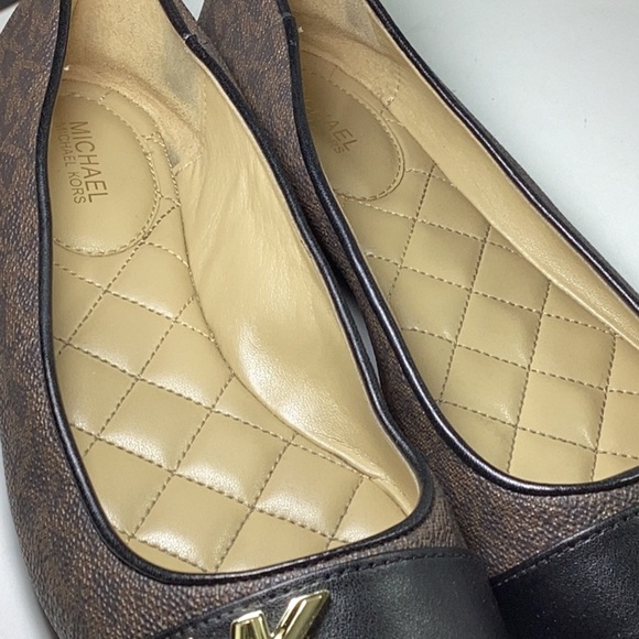 Women's Jilly Round Toe Ballet Flats - Picture 5 of 6